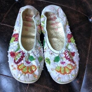 𝅺LELLI Kelly beaded embroidered flats size 34/ 3
